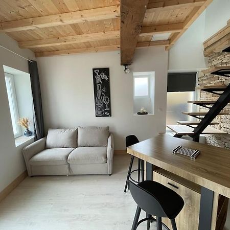 Charmante Maison De Village Vire  Bagian luar foto